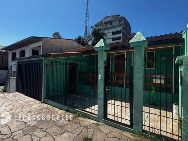 #0072 - Casa para Venda em Flores da Cunha - RS - 1