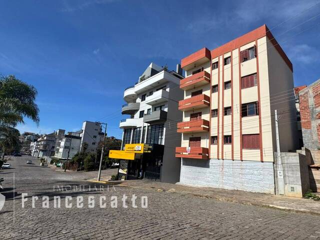 #0081 - Apartamento para Venda em Flores da Cunha - RS - 3